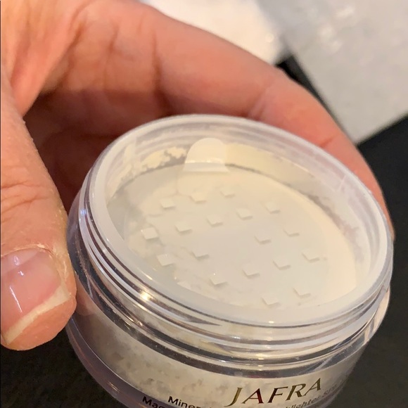 Jafra Sparkling Mineral Powder Brush Mirror Pouch - Picture 5 of 5